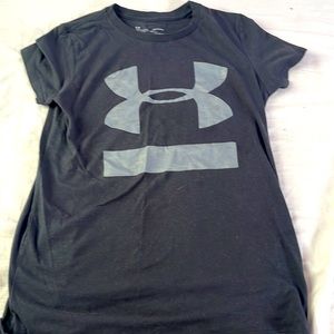 Under Armour t-shirt